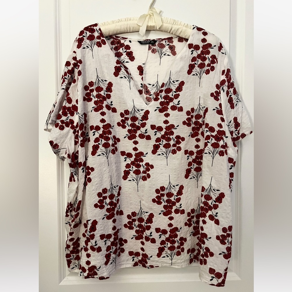 🌹Floral Lightweight Short Sleeve Top🌹